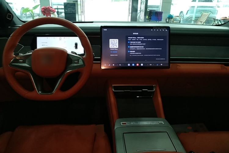 Used BYD Tang L 2025 DM 175KM Drone Player Edition Center Console