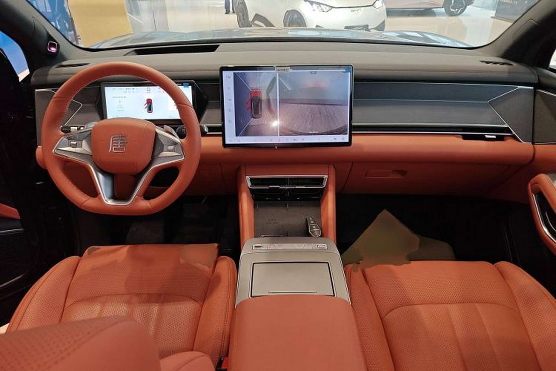 Used BYD Tang L 2025 EV 600KM All-Wheel-Drive LiDAR Flagship Model Center Console