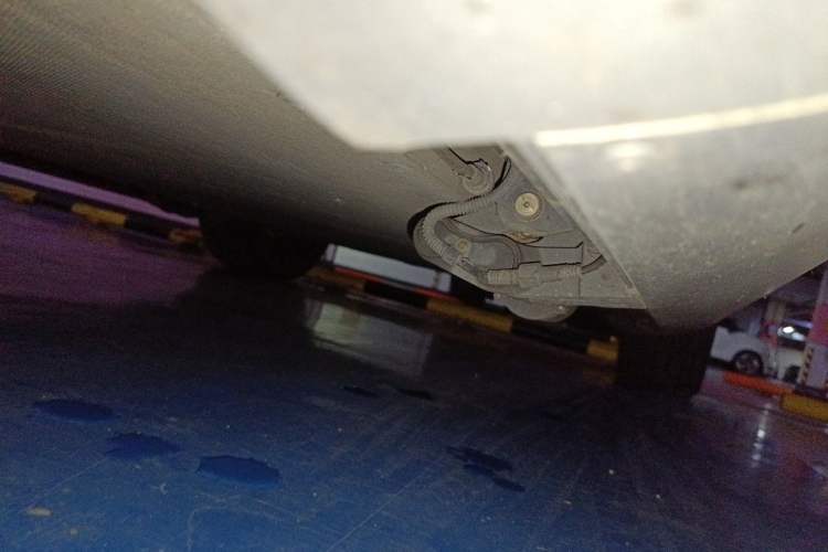 Used BYD Tang L 2025 EV 600KM All-Wheel-Drive LiDAR Flagship Model Chassis Front Left