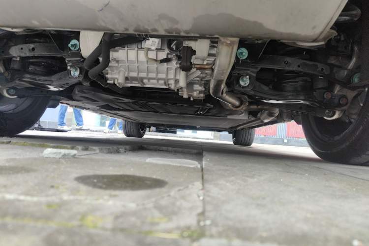Used BYD Tang L 2025 DM 200KM Four-Wheel Drive LiDAR Flagship Model Chassis Rear