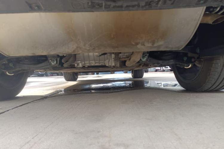 Used BYD Tang L 2025 DM 200KM Four-Wheel Drive LiDAR Flagship Model Chassis Rear