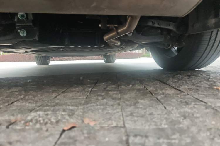 Used BYD Tang L 2025 DM 215KM LiDAR Flagship Model Chassis Rear