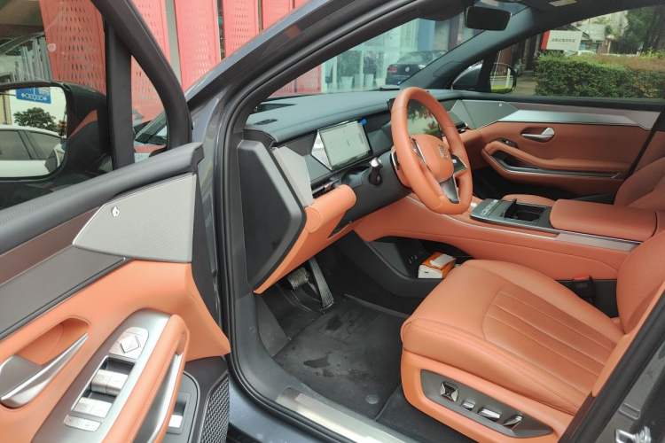 Used BYD Tang L 2025 DM 200KM Four-Wheel Drive LiDAR Flagship Model Driver Seat