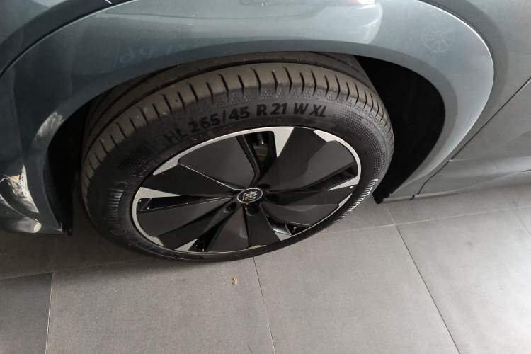 Used BYD Tang L 2025 DM 175KM Drone Player Edition Exterior 7