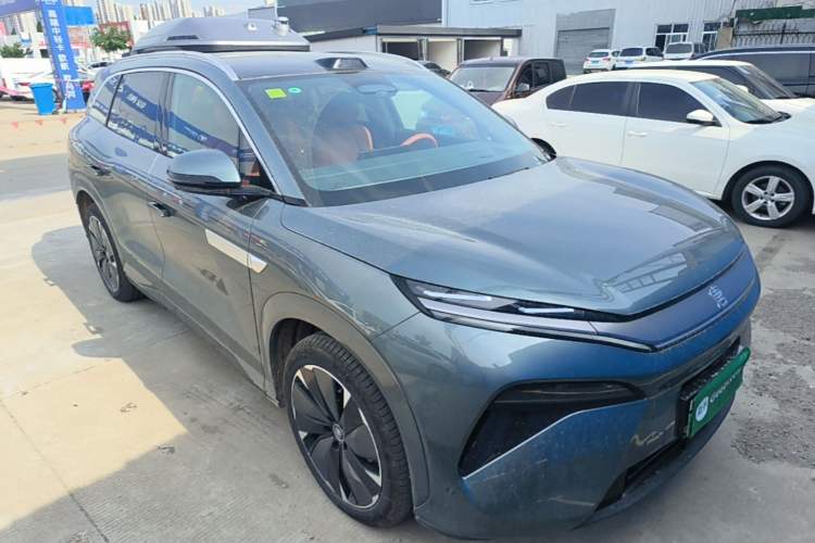 Used BYD Tang L 2025 DM 175KM Drone Player Edition Front Right 45 Deg