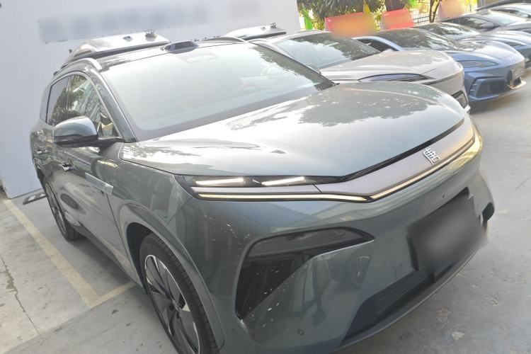 Used BYD Tang L 2025 DM 175KM Drone Player Edition Front Right 45 Deg
