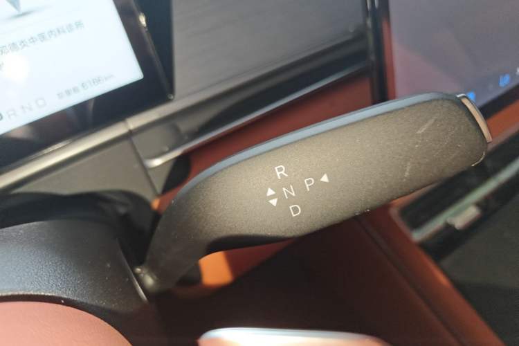 Used BYD Tang L 2025 EV 600KM All-Wheel-Drive LiDAR Flagship Model Gear Lever