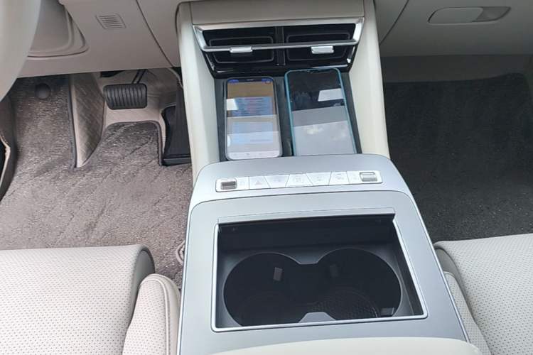 Used BYD Tang L 2025 DM 200KM Four-Wheel Drive LiDAR Flagship Model Gear Lever