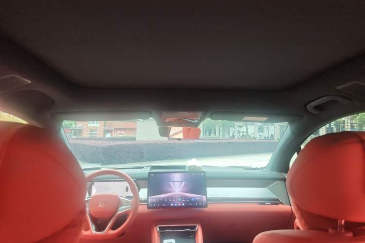 Used BYD Tang L 2025 DM 215KM LiDAR Flagship Model Headliner