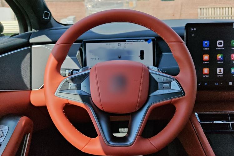 Used BYD Tang L 2025 DM 175KM Drone Player Edition Interior 2