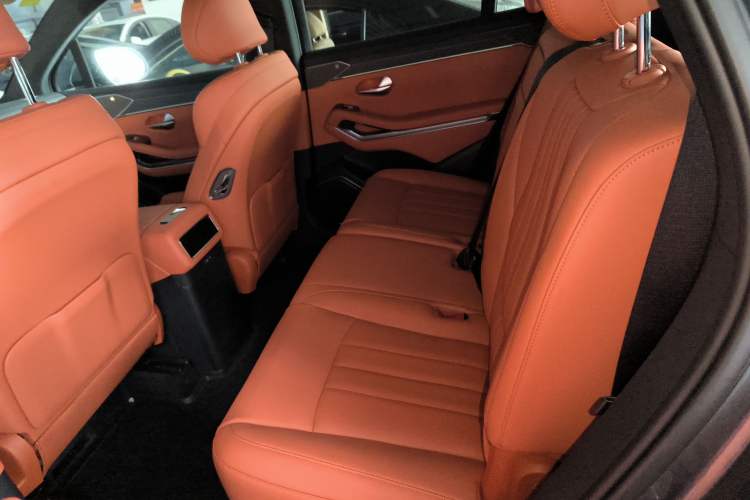 Used BYD Tang L 2025 DM 175KM Drone Player Edition Interior 4