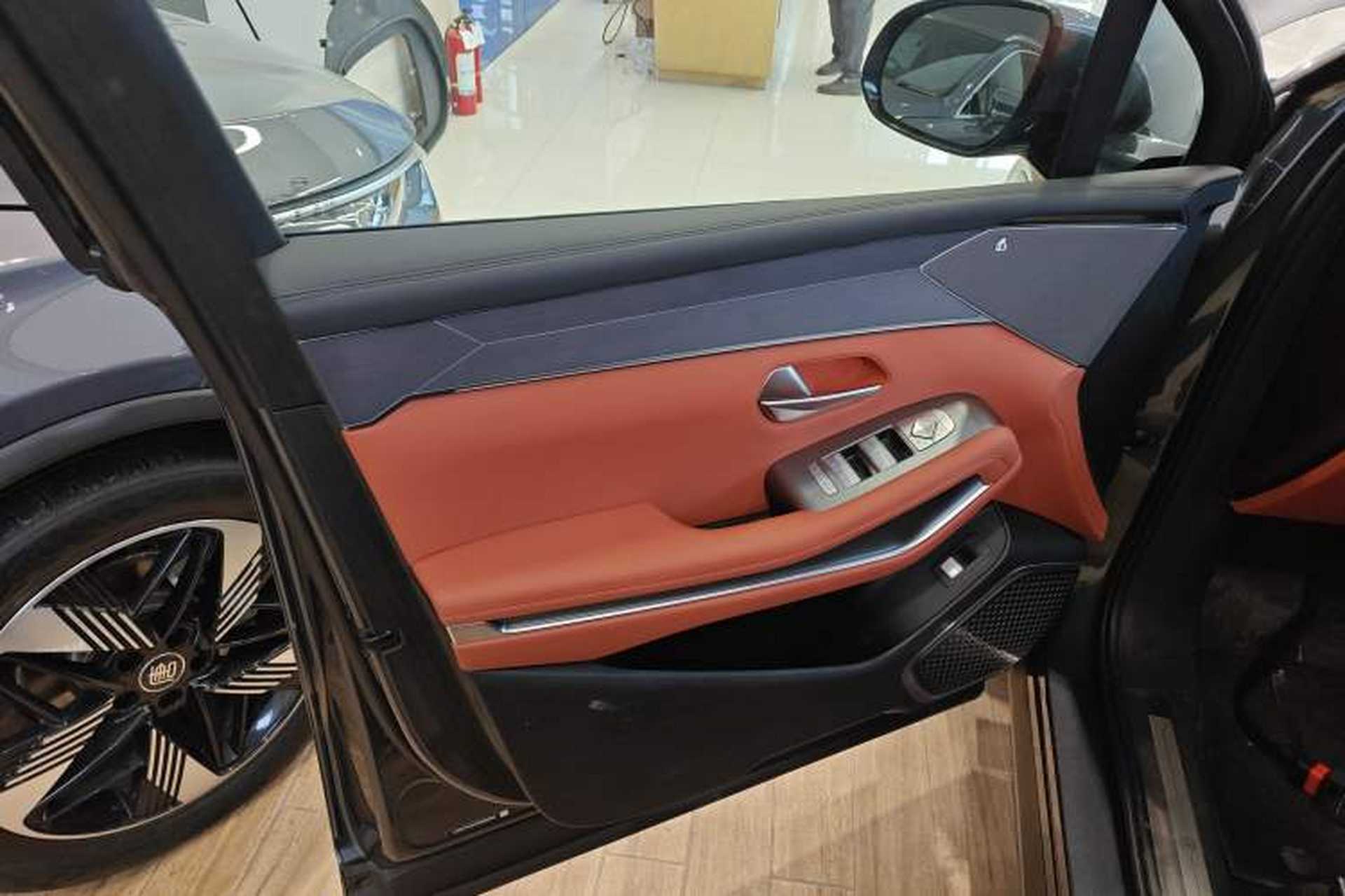 Used BYD Tang L 2025 EV 600KM All-Wheel-Drive LiDAR Flagship Model Left Front Door Interior