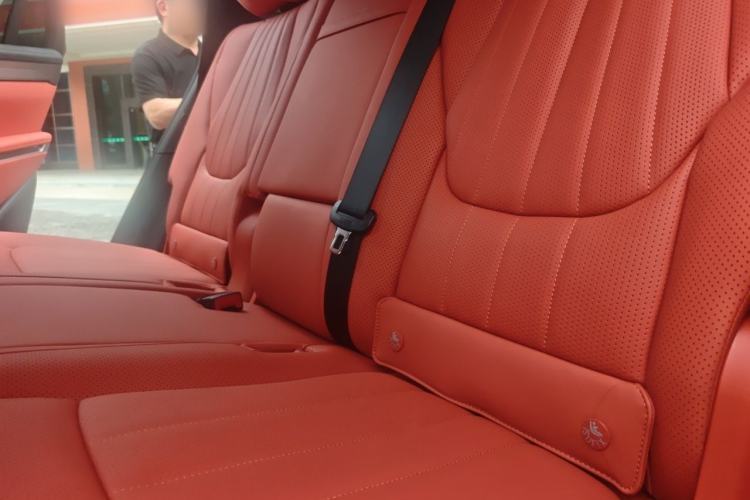 Used BYD Tang L 2025 DM 215KM LiDAR Flagship Model Left Rear Seat