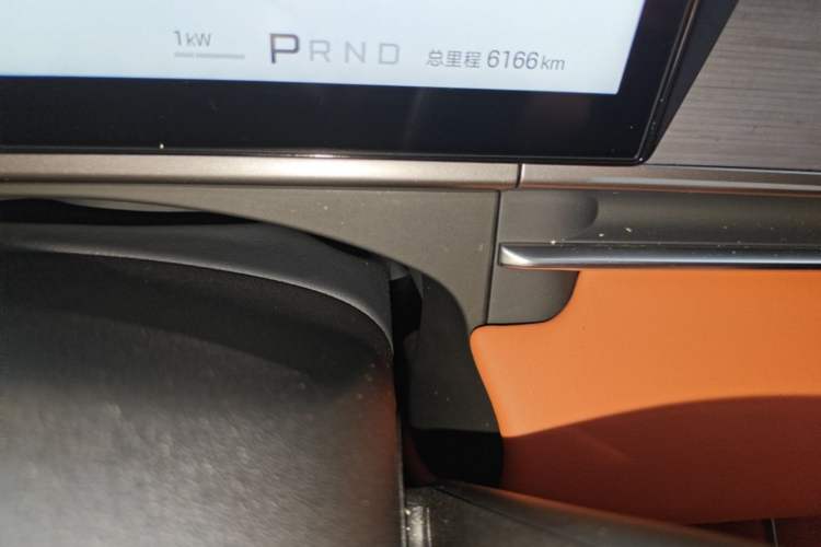 Used BYD Tang L 2025 EV 600KM All-Wheel-Drive LiDAR Flagship Model Odometer Close Up