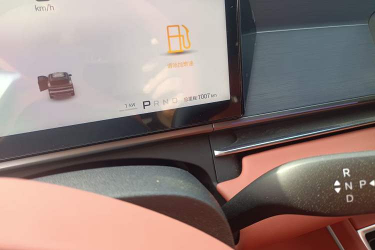 Used BYD Tang L 2025 DM 200KM Four-Wheel Drive LiDAR Flagship Model Odometer Close Up