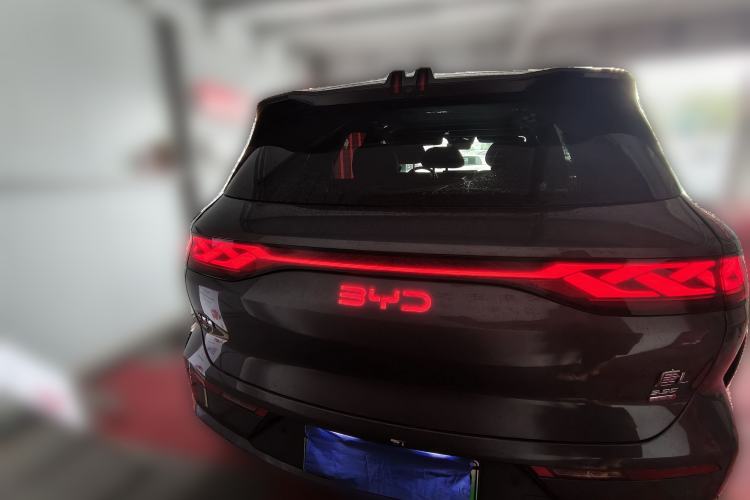 Used BYD Tang L 2025 EV 600KM All-Wheel-Drive LiDAR Flagship Model Rear