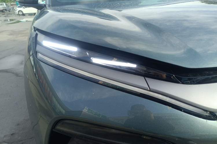 Used BYD Tang L 2025 DM 200KM Four-Wheel Drive LiDAR Flagship Model Right Front Headlight