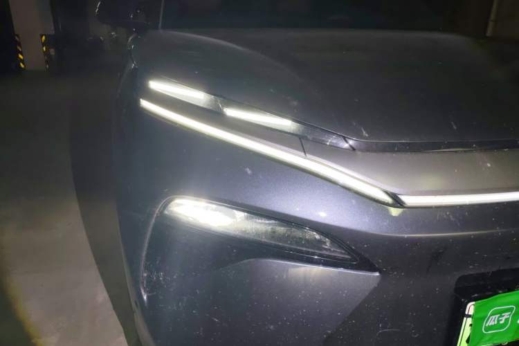 Used BYD Tang L 2025 DM 200KM Four-Wheel Drive LiDAR Flagship Model Right Front Headlight