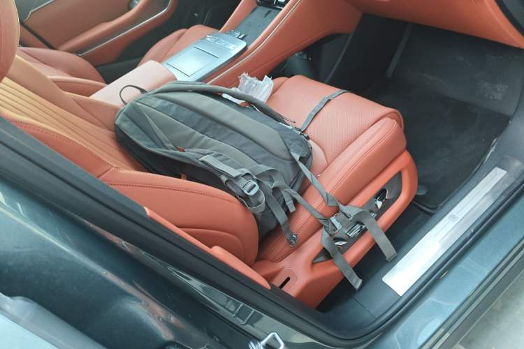 Used BYD Tang L 2025 DM 175KM Drone Player Edition Right Front Seat