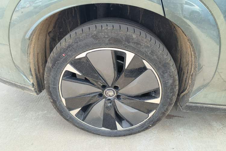 Used BYD Tang L 2025 DM 175KM Drone Player Edition Right Rear Wheel Hub