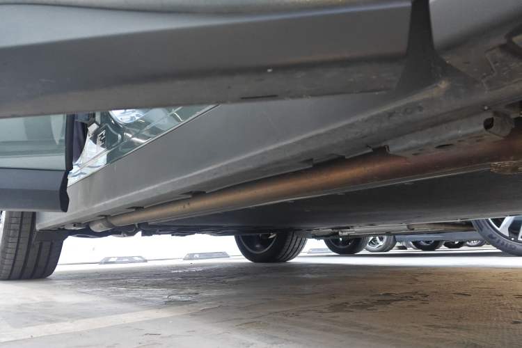 Used BYD Tang L 2025 DM 175KM Drone Player Edition Right Side Sill