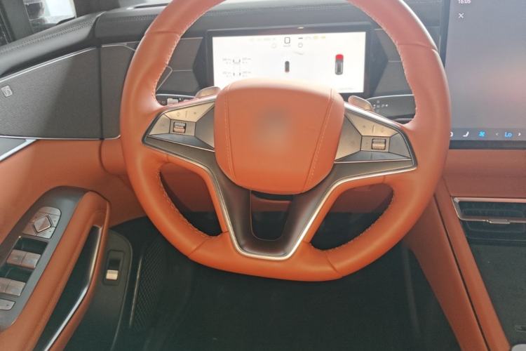 Used BYD Tang L 2025 EV 600KM All-Wheel-Drive LiDAR Flagship Model Steering Wheel