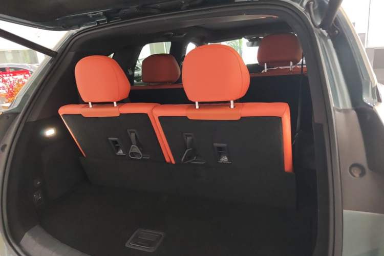 Used BYD Tang L 2025 DM 175KM Drone Player Edition Trunk
