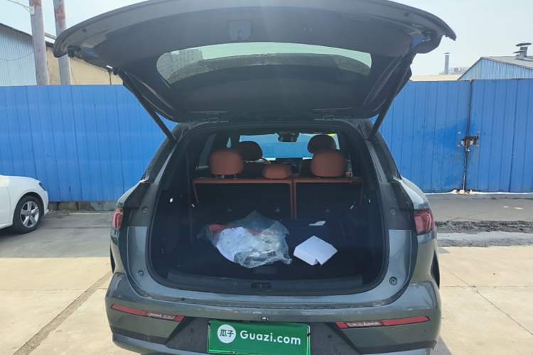 Used BYD Tang L 2025 DM 175KM Drone Player Edition Trunk