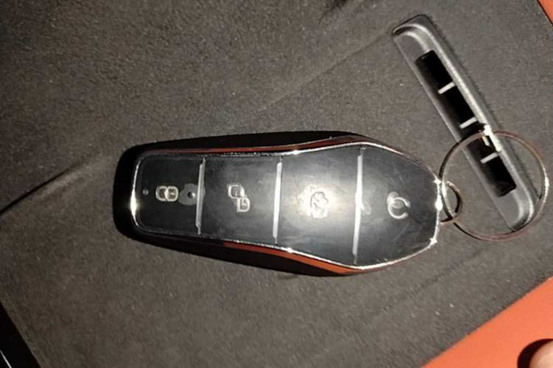 Used BYD Tang L 2025 DM 175KM Drone Player Edition Vehicle Key