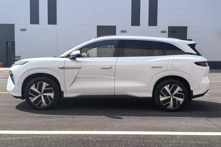 Used BYD Tang L 2025 EV 670KM LiDAR Flagship Version Exterior 7