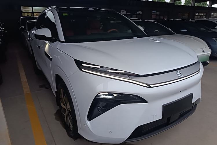 Used BYD Tang L 2025 EV 670KM LiDAR Flagship Version Front Right 45 Deg