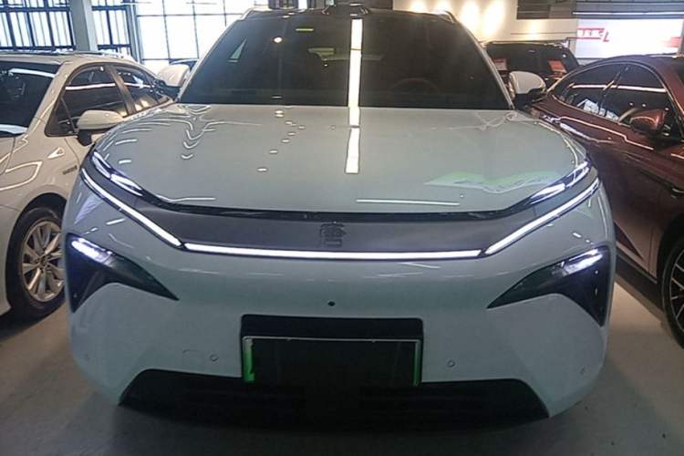 Used BYD Tang L 2025 DM 200KM Four-Wheel Drive LiDAR Flagship Model Front
