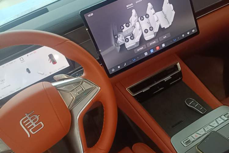 Used BYD Tang L 2025 EV 670KM LiDAR Flagship Version Gear Lever