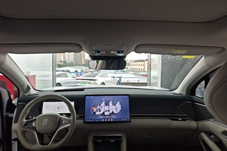 Used BYD Tang L 2025 EV 670KM LiDAR Flagship Version Headliner