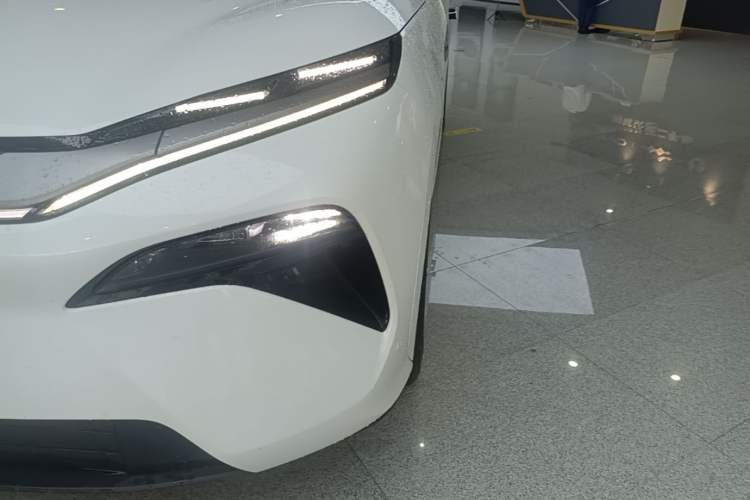 Used BYD Tang L 2025 EV 670KM LiDAR Flagship Version Left Front Headlight