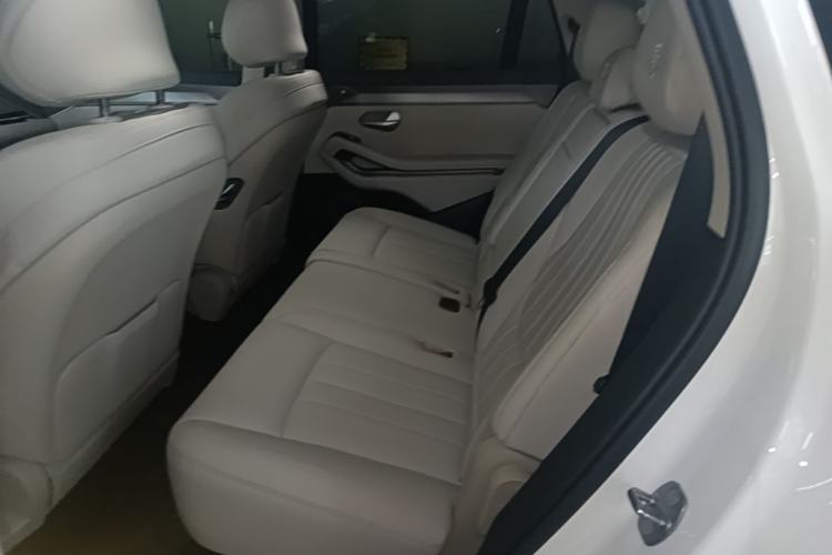 Used BYD Tang L 2025 EV with 670 km Range LiDAR and Premium Features Left Rear Seat