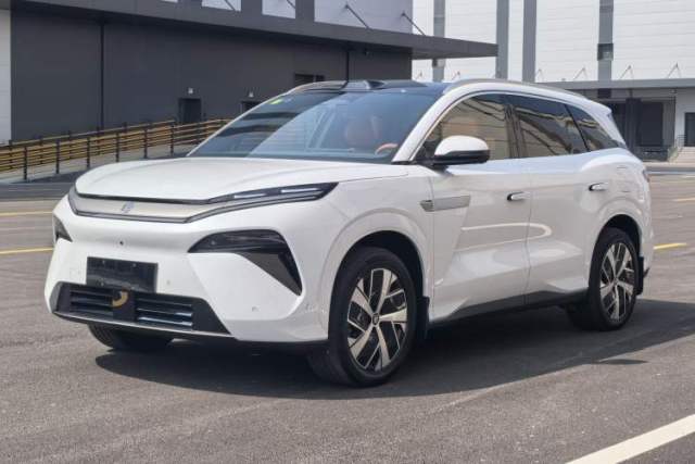 Used BYD Tang L 2025 EV 670KM LiDAR Flagship Version