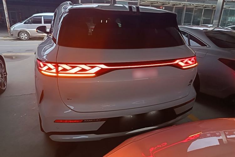 Used BYD Tang L 2025 EV 670KM LiDAR Flagship Version Rear
