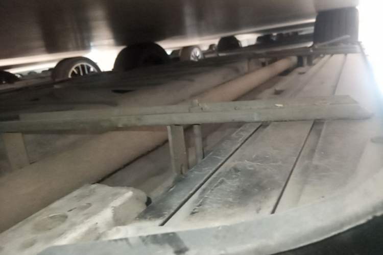 Used BYD Tang L 2025 DM 200KM Four-Wheel Drive LiDAR Flagship Model Right Side Sill