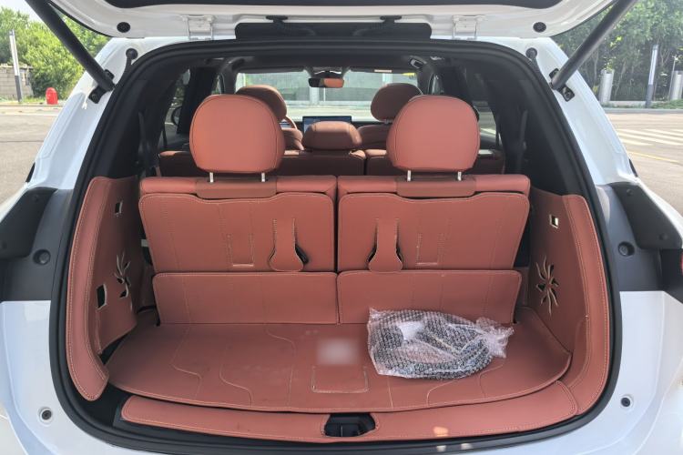Used BYD Tang L 2025 EV 670KM LiDAR Flagship Version Trunk