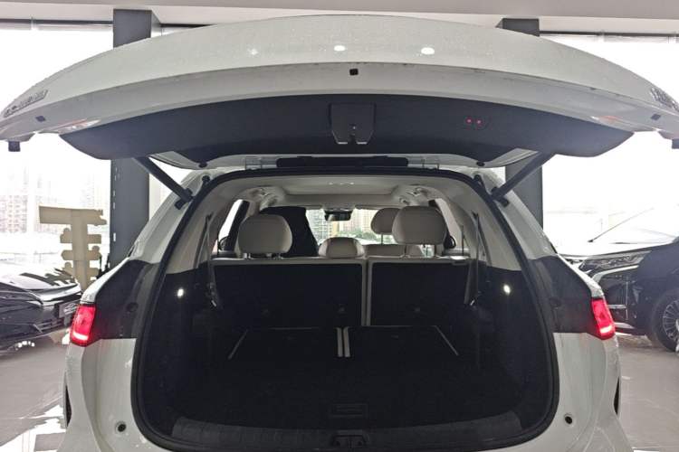Used BYD Tang L 2025 EV 670KM LiDAR Flagship Version Trunk