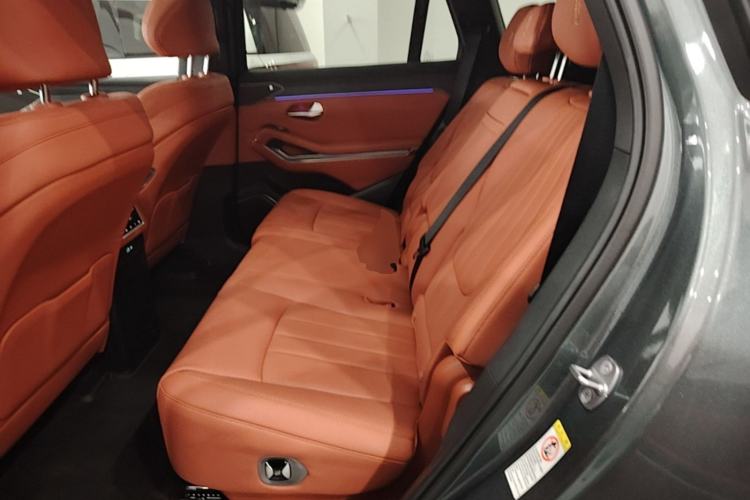 Used BYD Tang L 2025 DM 175KM Drone Player Edition Left Rear Seat