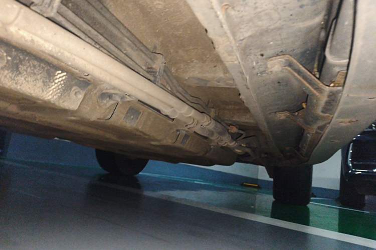 Used BYD Tang New Energy 2015 2.0T Four-Wheel-Drive Flagship Model Chassis Front Left