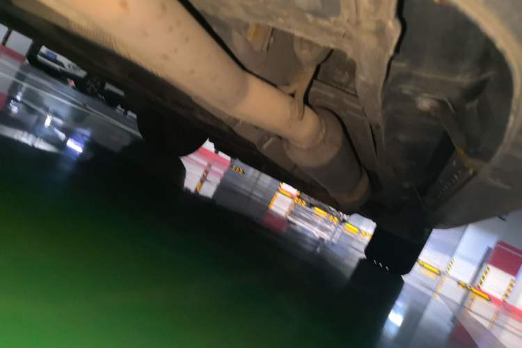 Used BYD Tang New Energy 2015 2.0T Four-Wheel-Drive Flagship Model Chassis Rear Right
