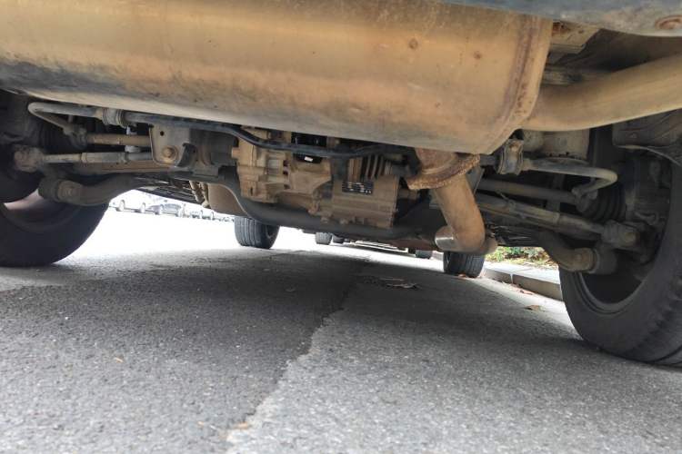 Used BYD Tang New Energy 2015 2.0T Four-Wheel-Drive Flagship Model Chassis Rear