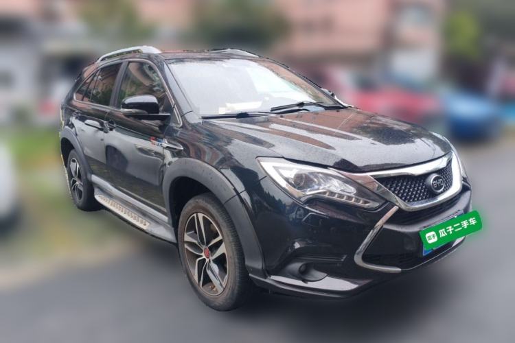 Used BYD Tang New Energy 2015 2.0T Four-Wheel-Drive Flagship Model Front Right 45 Deg