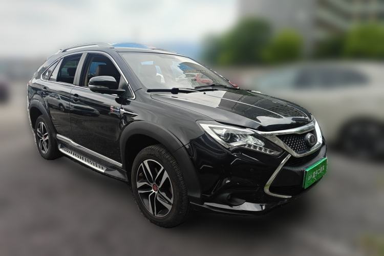 Used BYD Tang New Energy 2015 2.0T Four-Wheel-Drive Flagship Model Front Right 45 Deg