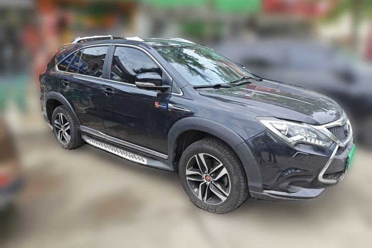 Used BYD Tang New Energy 2015 2.0T Four-Wheel-Drive Flagship Model Front Right 45 Deg