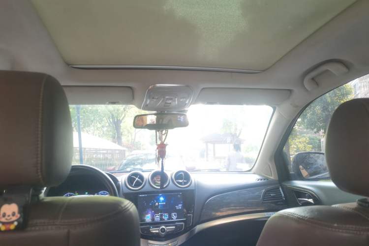 Used BYD Tang New Energy 2015 2.0T Four-Wheel-Drive Flagship Model Headliner