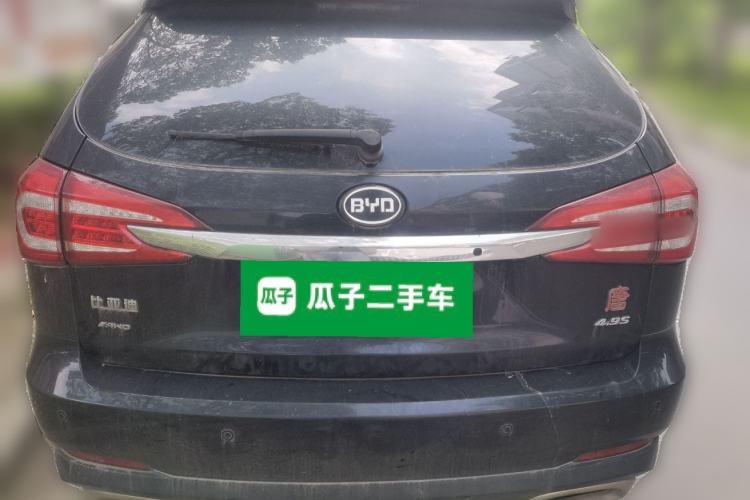Used BYD Tang New Energy 2015 2.0T Four-Wheel-Drive Flagship Model Rear